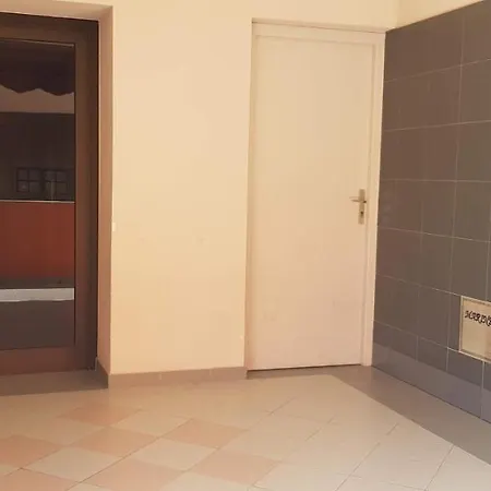 T1 Vue Bord De Аяччо