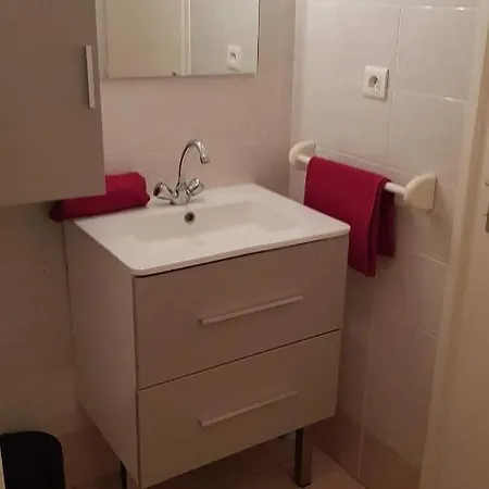 T1 Vue Bord De Апартаменти *