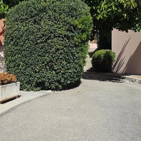 T1 Vue Bord De Apartment Ajaccio (Corsica)